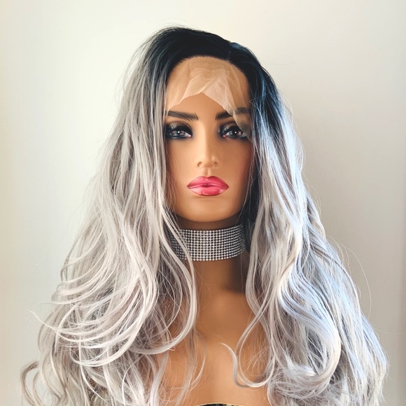 Beautiful Ombre Grey 13x2.5 Lace Front Wig for Daily Wear, Photos or Events - Picture 5 of 16